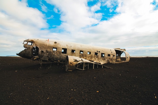 ダウンバースト　飛行機